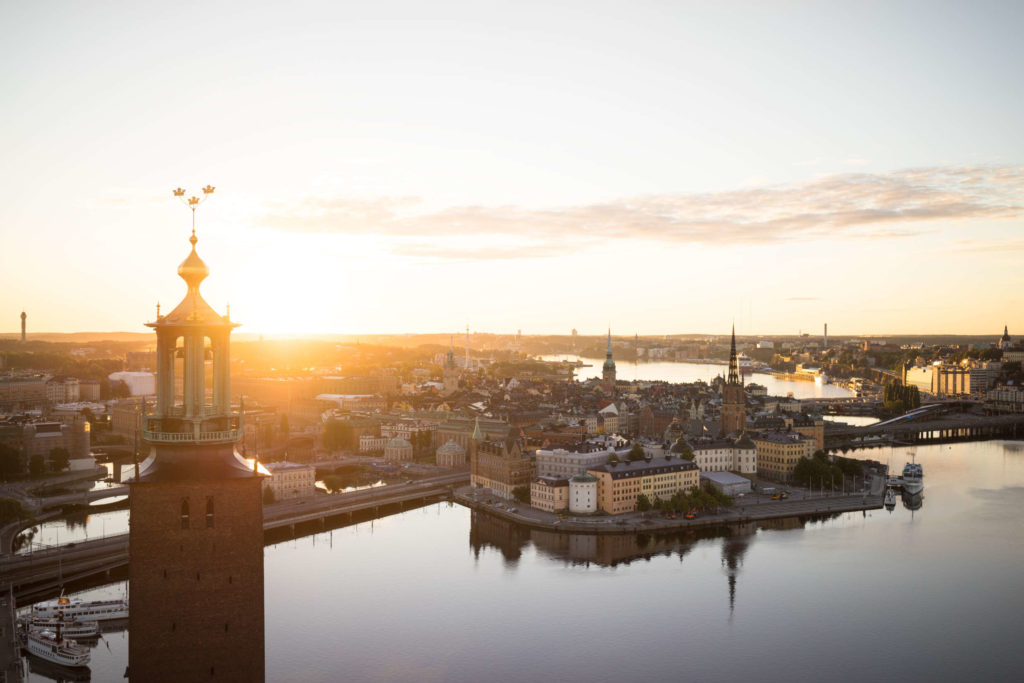 widok z wieży ratuszowej w Sztokholmie