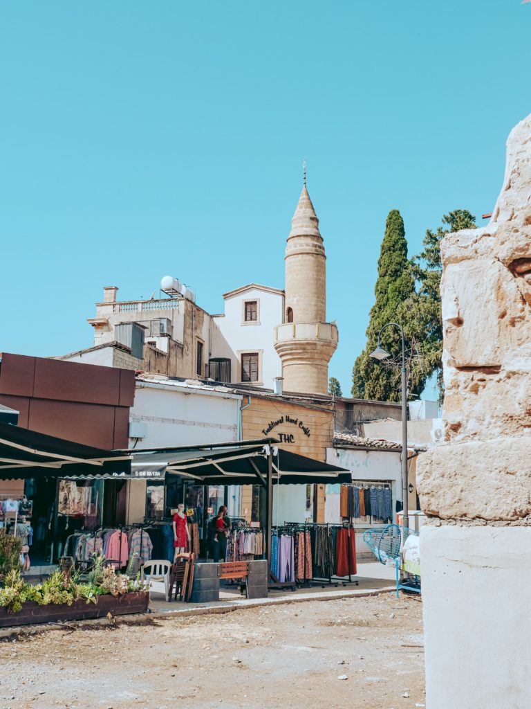 Meczet İplik Pazarı kamienny minaret