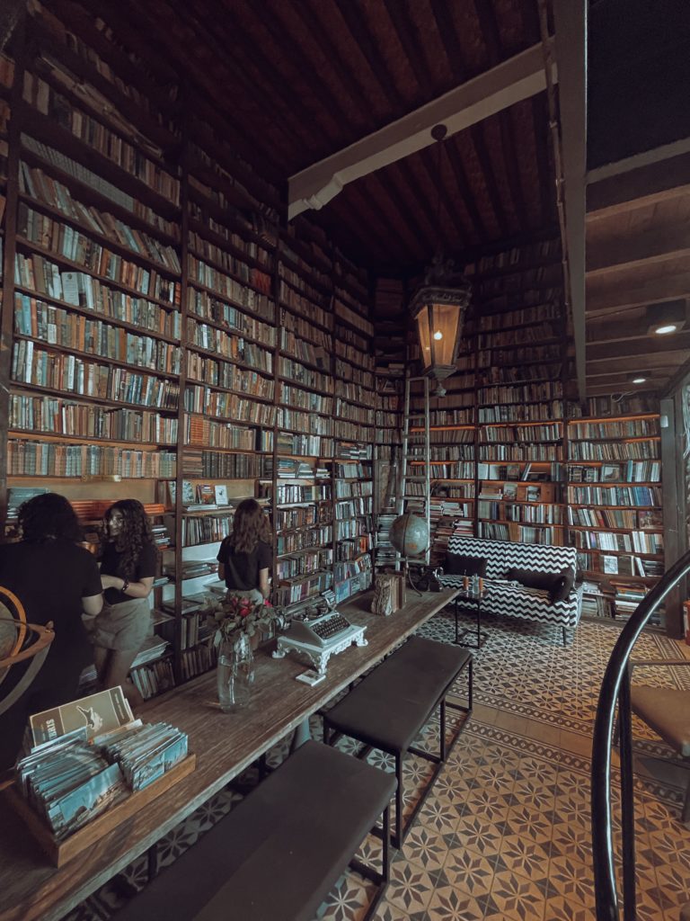 Najstarsza księgarnio-kawiarnia na Cyprze